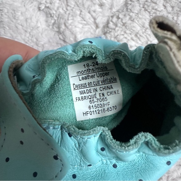 -Robeez | Soft Leather Blue and Silver Anchor Dot Moccasin | Size 18-24 Months - Picture 5 of 8